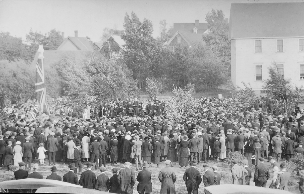 Unveiling of the Soldier's Monument in Sackville New Brunswick 1922